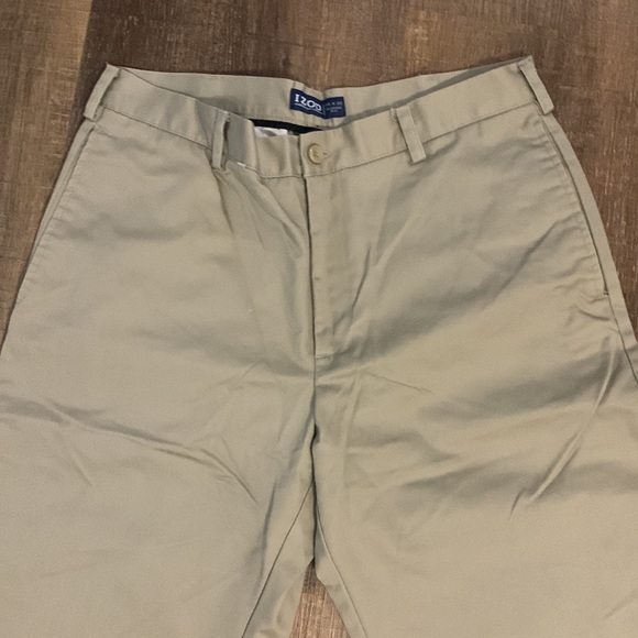 Men’s IZOD Classic fit tan dress pants. Size 34x32. NWOT - Picture 2 of 5